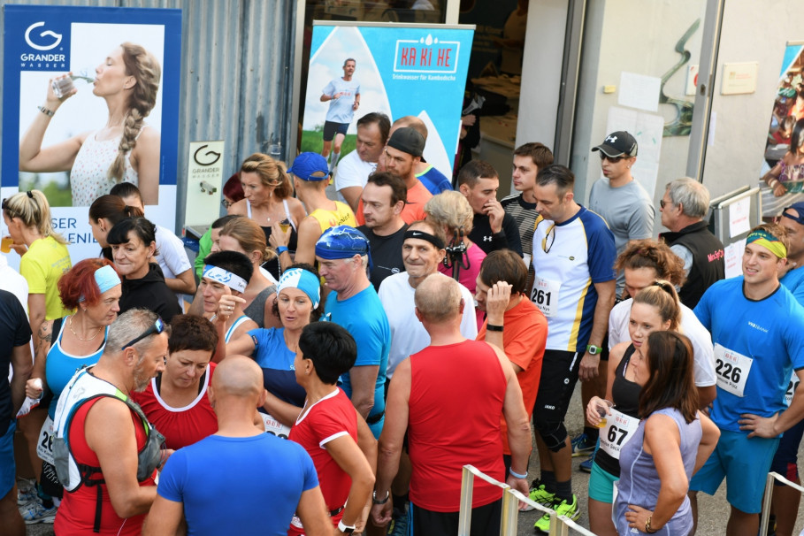 Kakihe Fünf Brücken Lauf